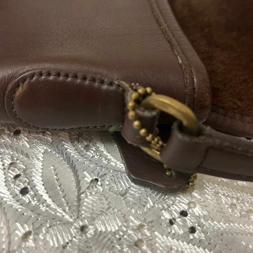 Vintage Coach #9076 Brown Leather Messenger Bag with Adjustable Strap